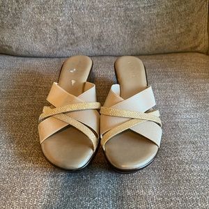 White Mountain Loafers Size 8